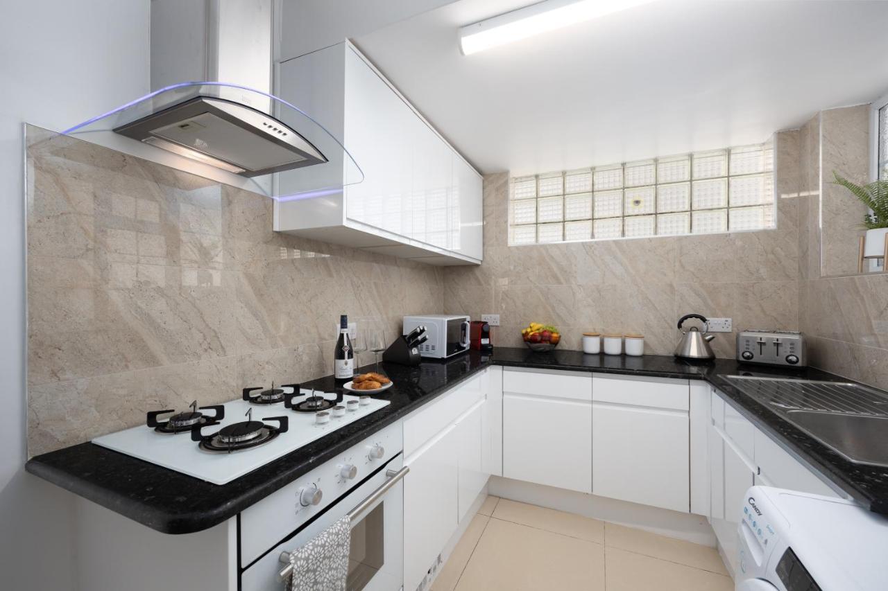 Spacious 4 Bedroom House Next To Kensington Palace London Bagian luar foto