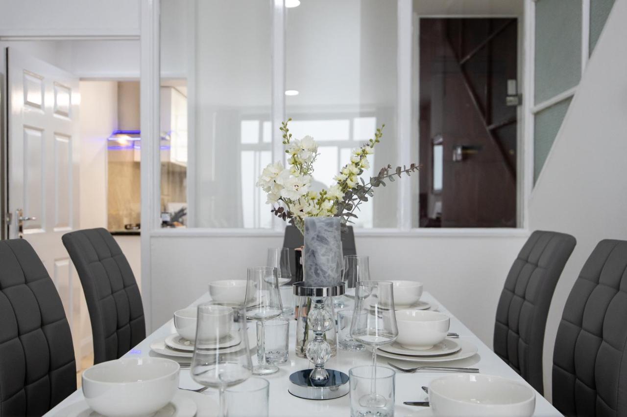 Spacious 4 Bedroom House Next To Kensington Palace London Bagian luar foto