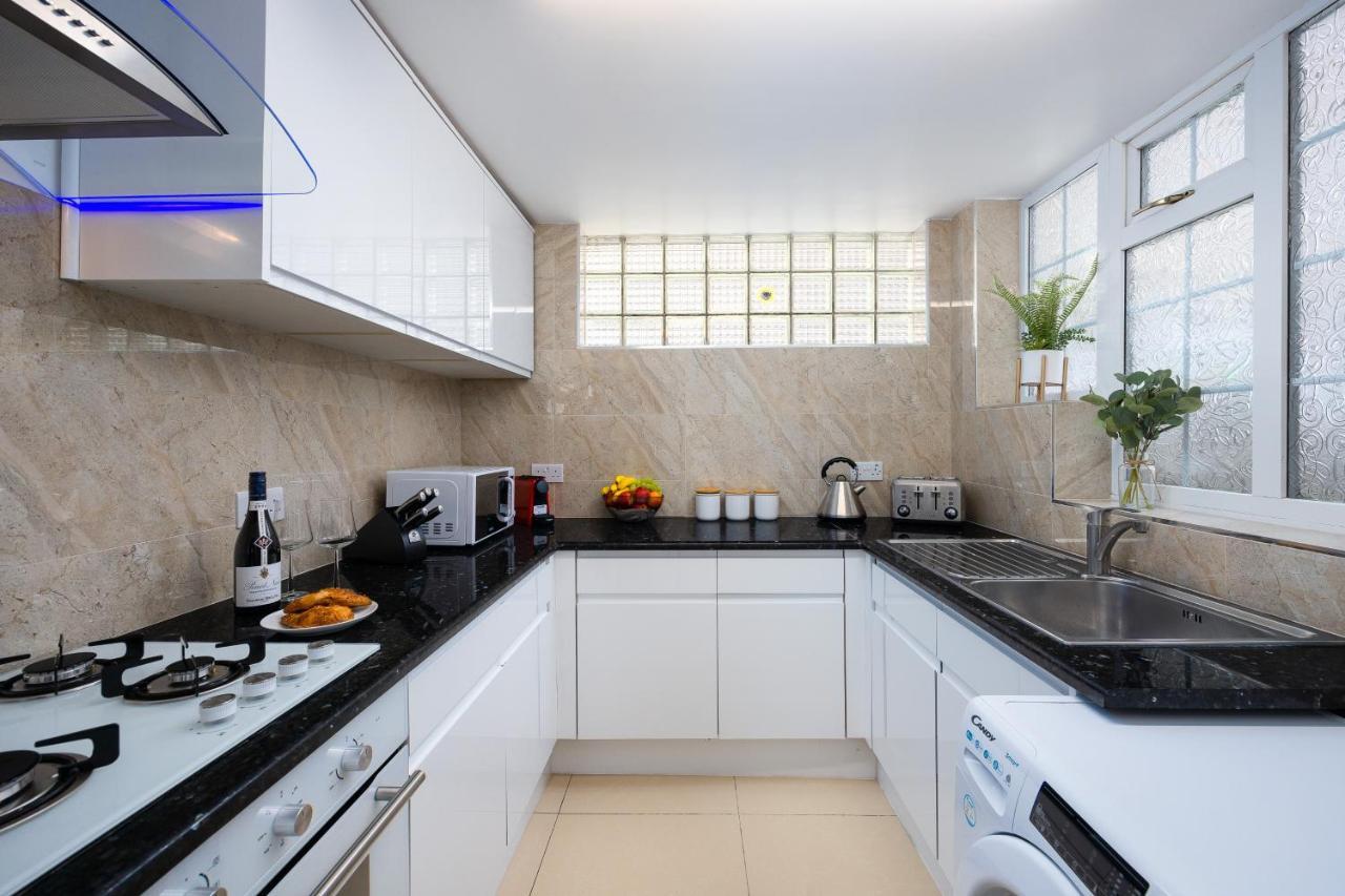 Spacious 4 Bedroom House Next To Kensington Palace London Bagian luar foto
